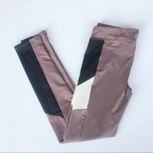 Puma Bottoms - NWT Puma Girls Large Athletic Workout Leggings Puma Bottoms - NWT Puma Girls Large Athletic Workout Leggings